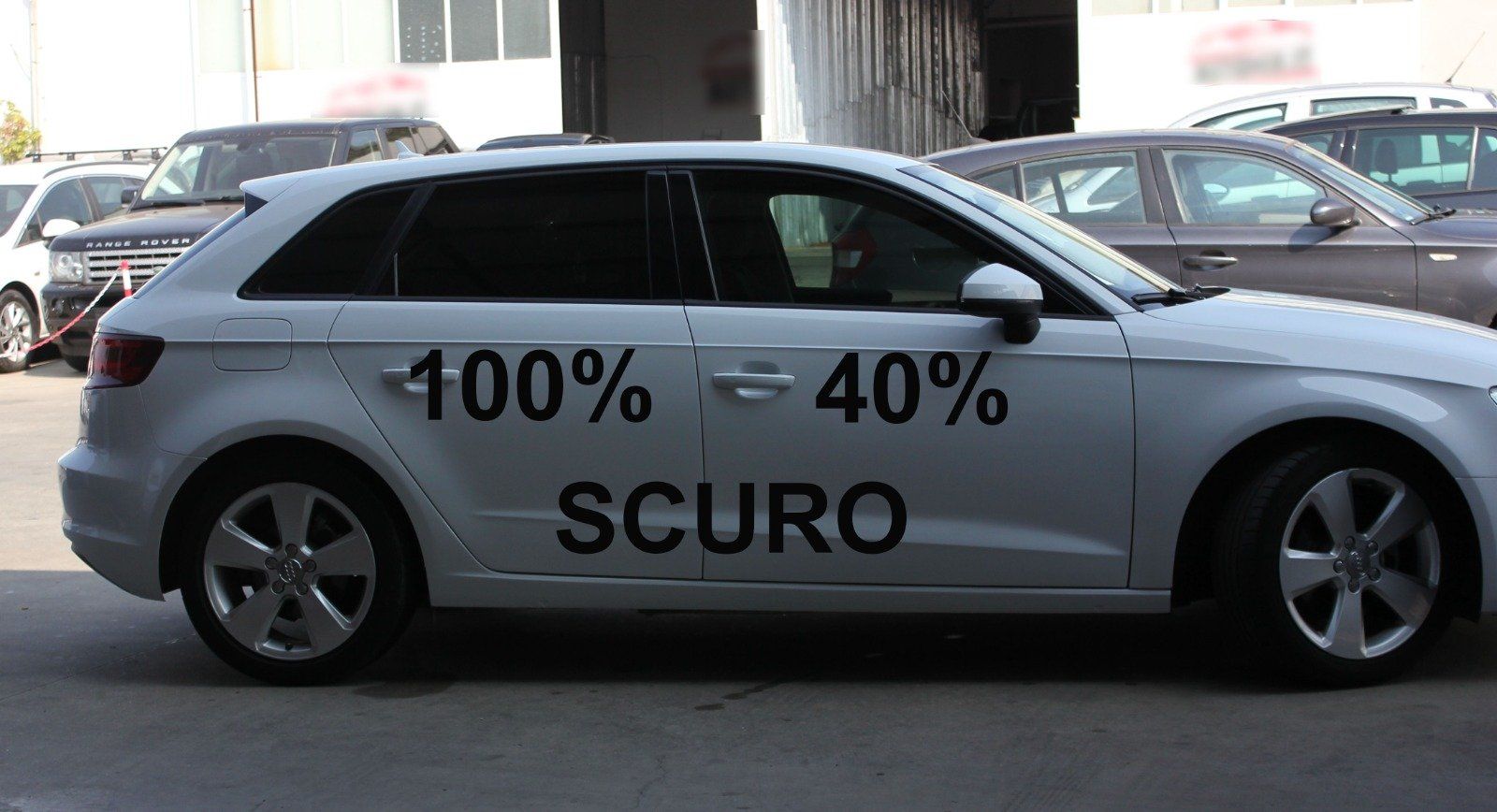 Gradazione  tonalità oscuramento vetri auto con pellicole oscuranti al 40% Audi A3 Sportback 5 porte del 2021