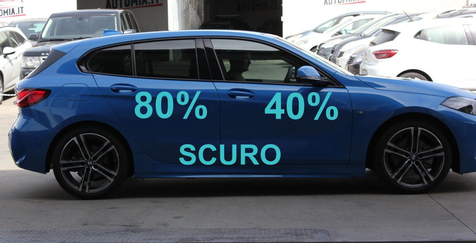 Gradazione  tonalità oscuramento vetri auto con pellicole oscuranti al 80% scuro BMW Serie 1 del 2021 a 5 porte