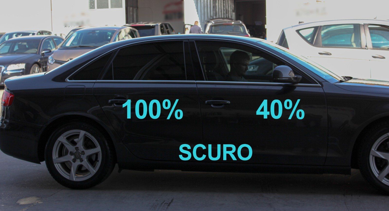 Gradazione  tonalità oscuramento vetri auto con pellicole oscuranti al 100% scuro  Audi A4 Berlina del 2016