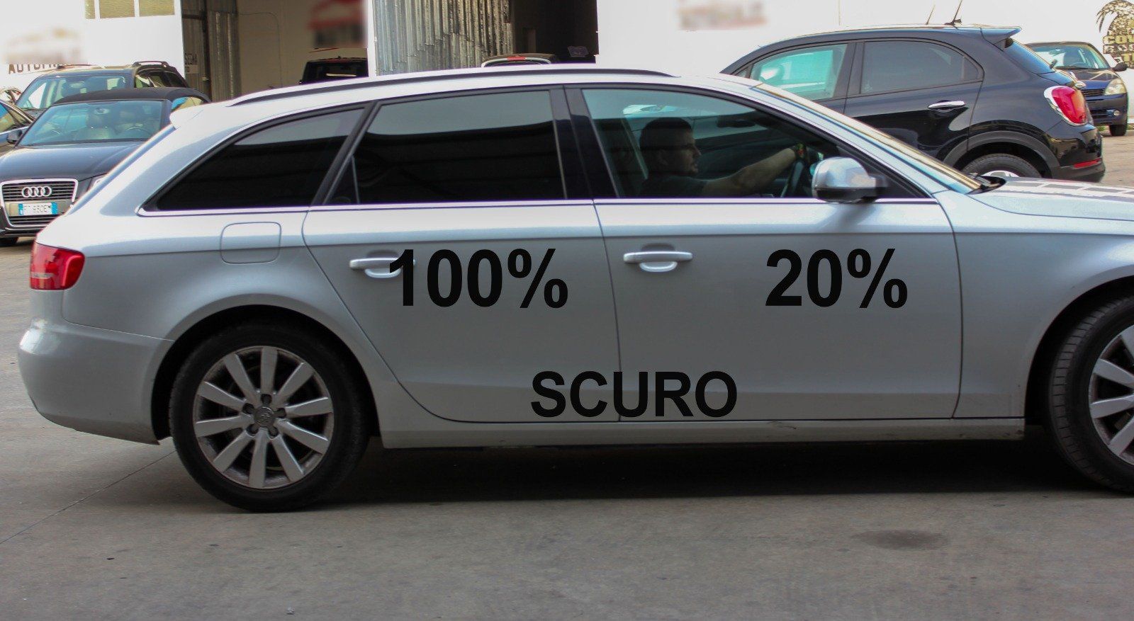 Gradazione  tonalità oscuramento vetri auto con pellicole oscuranti al 100% scuro  Audi A4 Avant SW del 2017