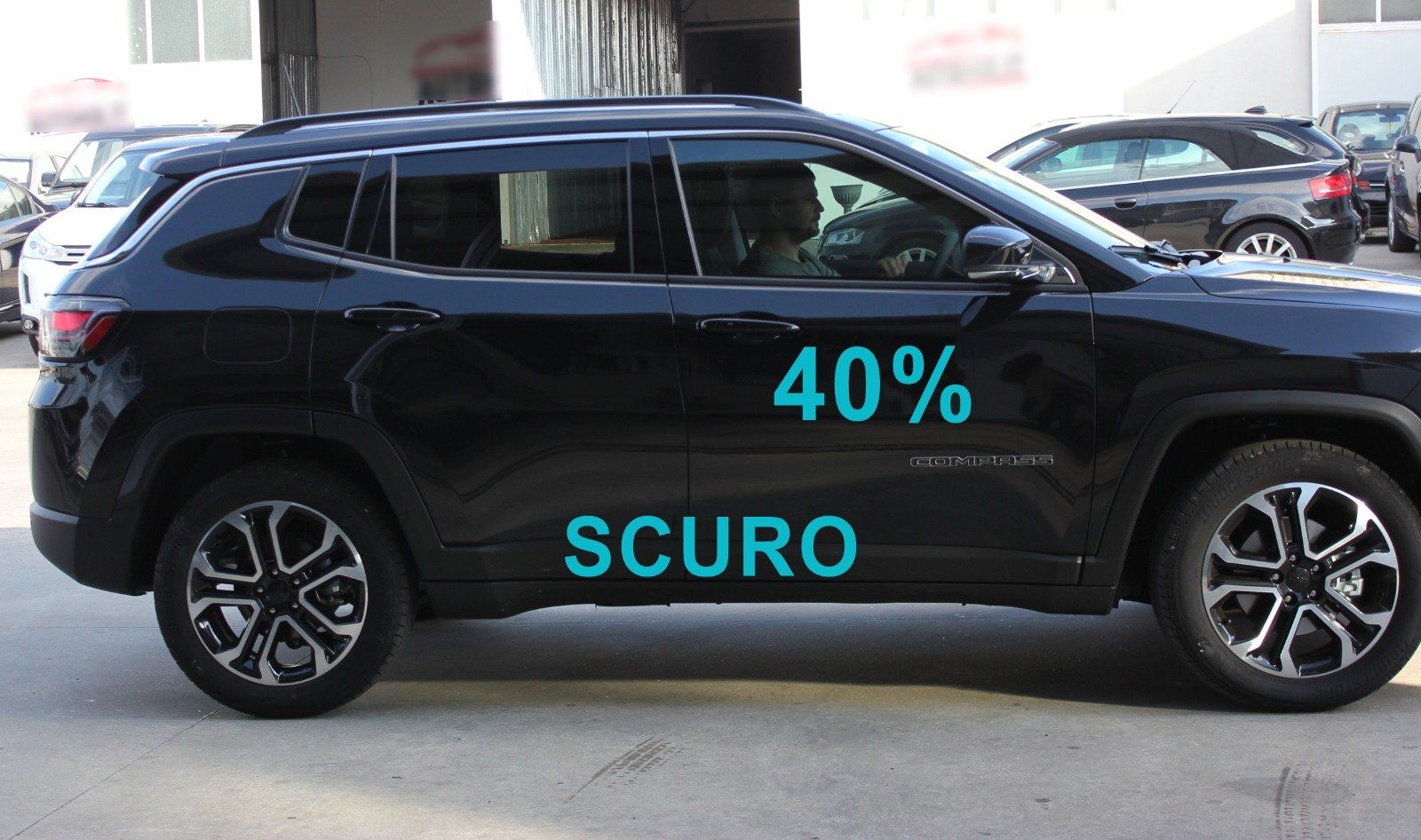 Jeep Compas oscuramento vetri auto con tonalità gradazione 40%