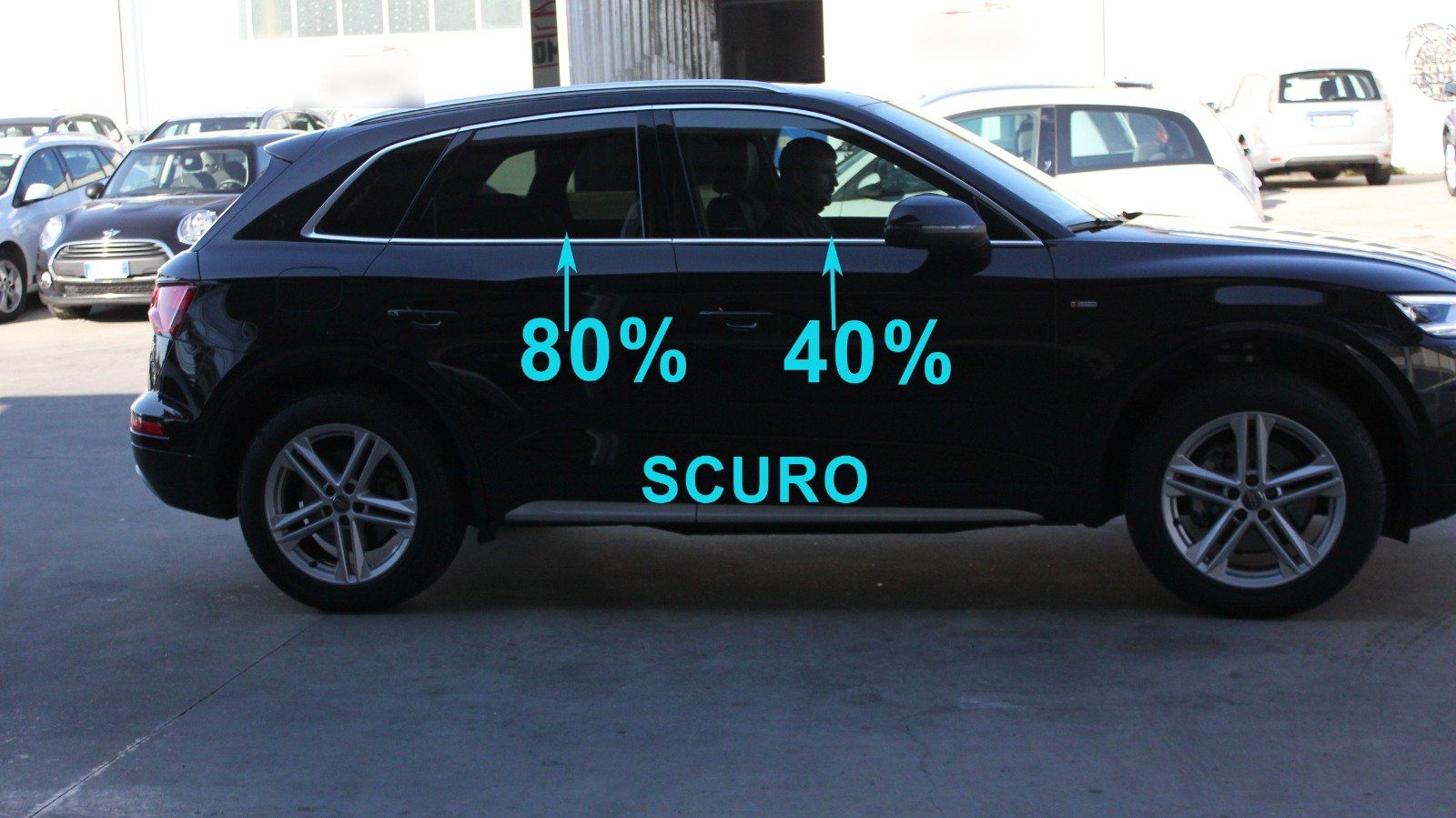 Audi Q5 Oscuramento vetri parte posteriore  con tonalità di scuro 80%