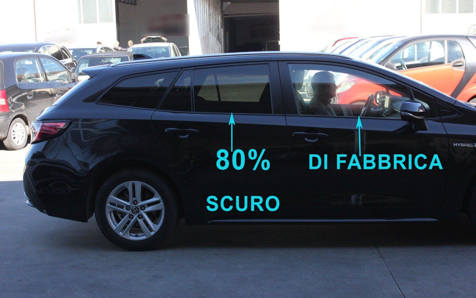 Toyota Avensis Oscuramento vetri parte posteriore  con tonalità di scuro 80%