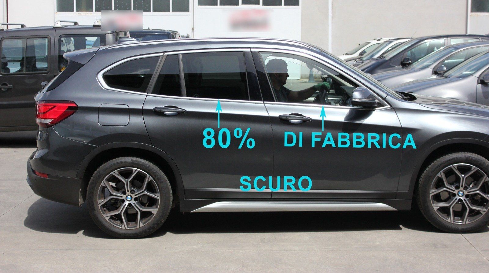 BMW X1 Oscuramento vetri parte posteriore  con tonalità di scuro 80%