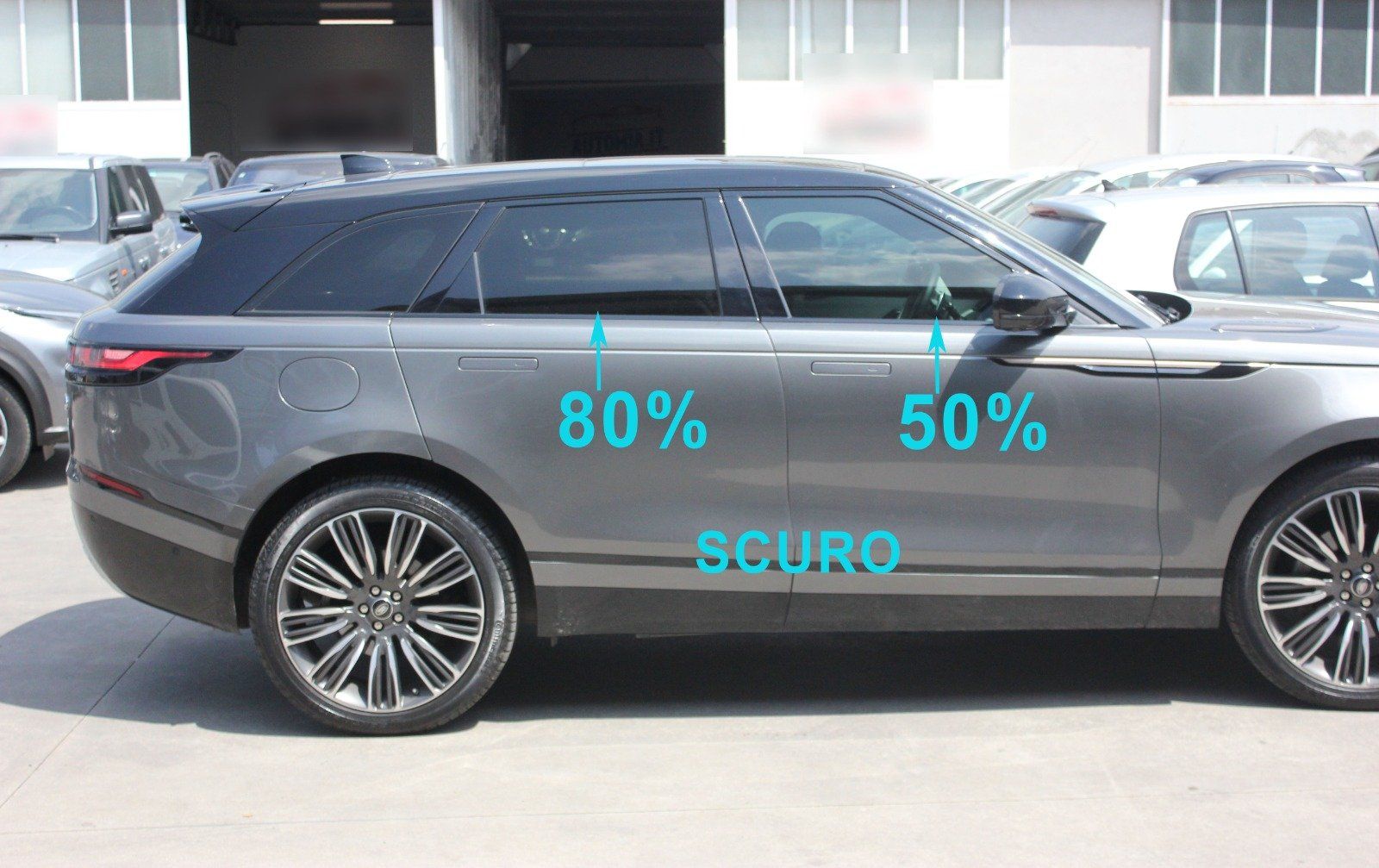 Range Rover SUV Oscuramento vetri parte posteriore  con tonalità di scuro 80%