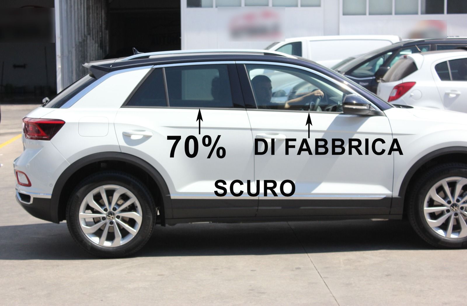 VW T-Roc Coupe Vetri oscurati con gradazione di scuro parte posteriore 70%