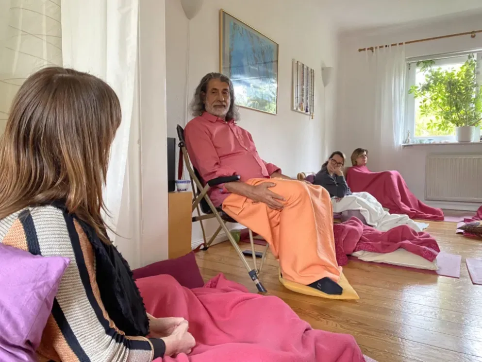 Mediation und Gespräche mit Ageh Popat