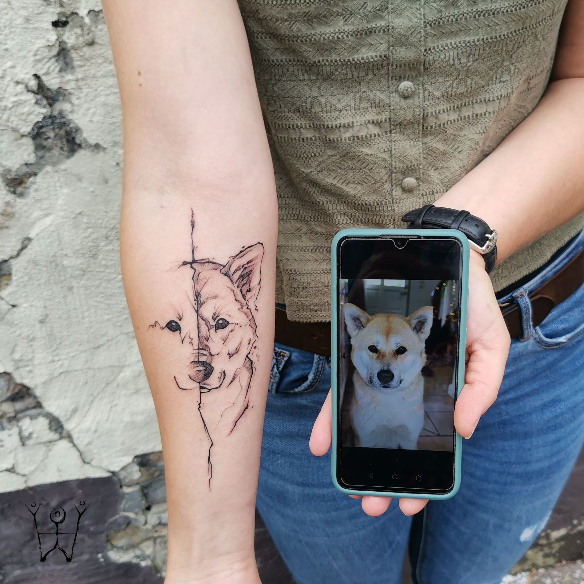 sketchy tattoo of a dog