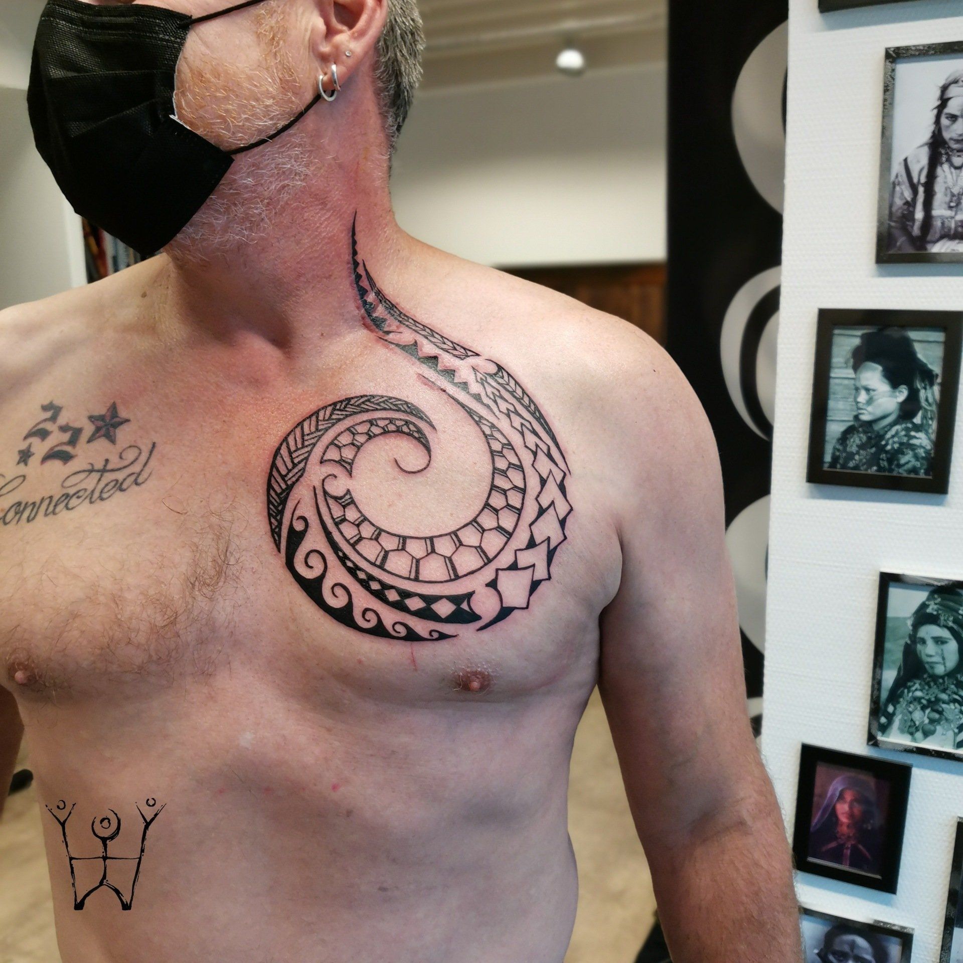 Maori polynesich Brust Tattoo