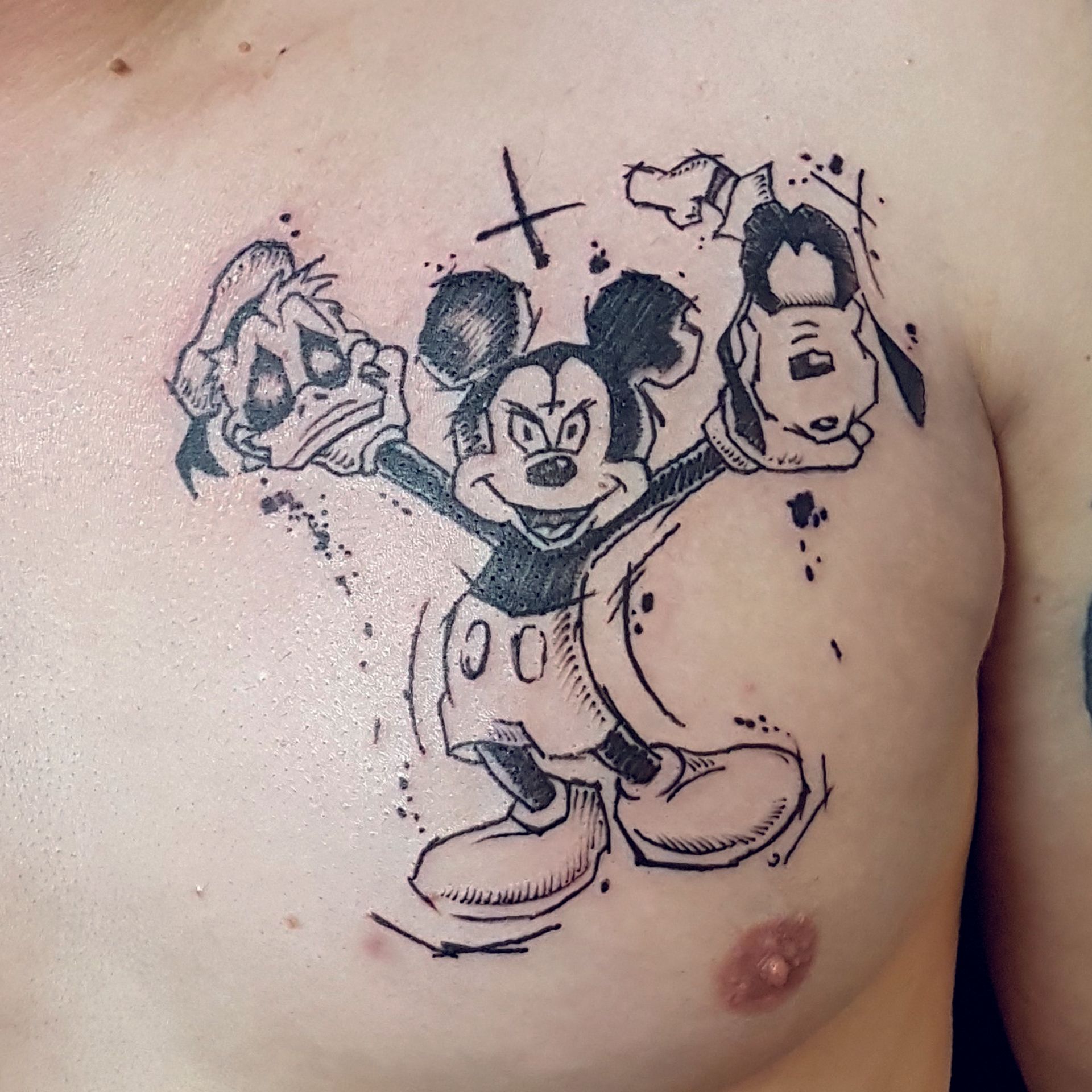 Mickey Mouse mit Donald und Goofy Dead Disneys, Dark Disneys, Sketchy Tattoo, Sketch Tattoo, Flensburg Tattoo Sketchartist