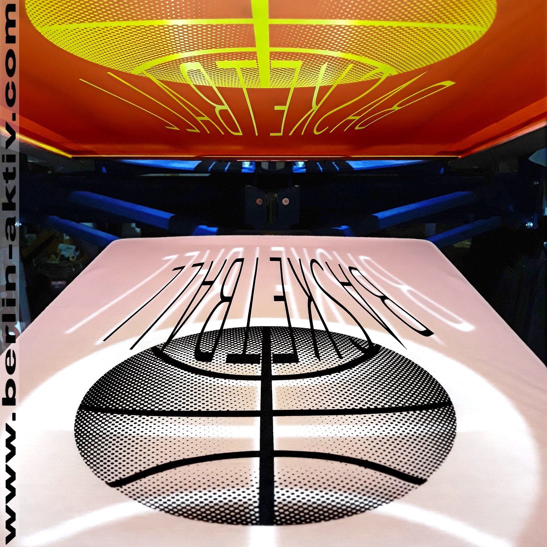 berlin-aktiv, Siebdruck, Screenprint, Farbe schwarz, umweltfreundlich, auf Textil Baumwolle weiß, fair produziert