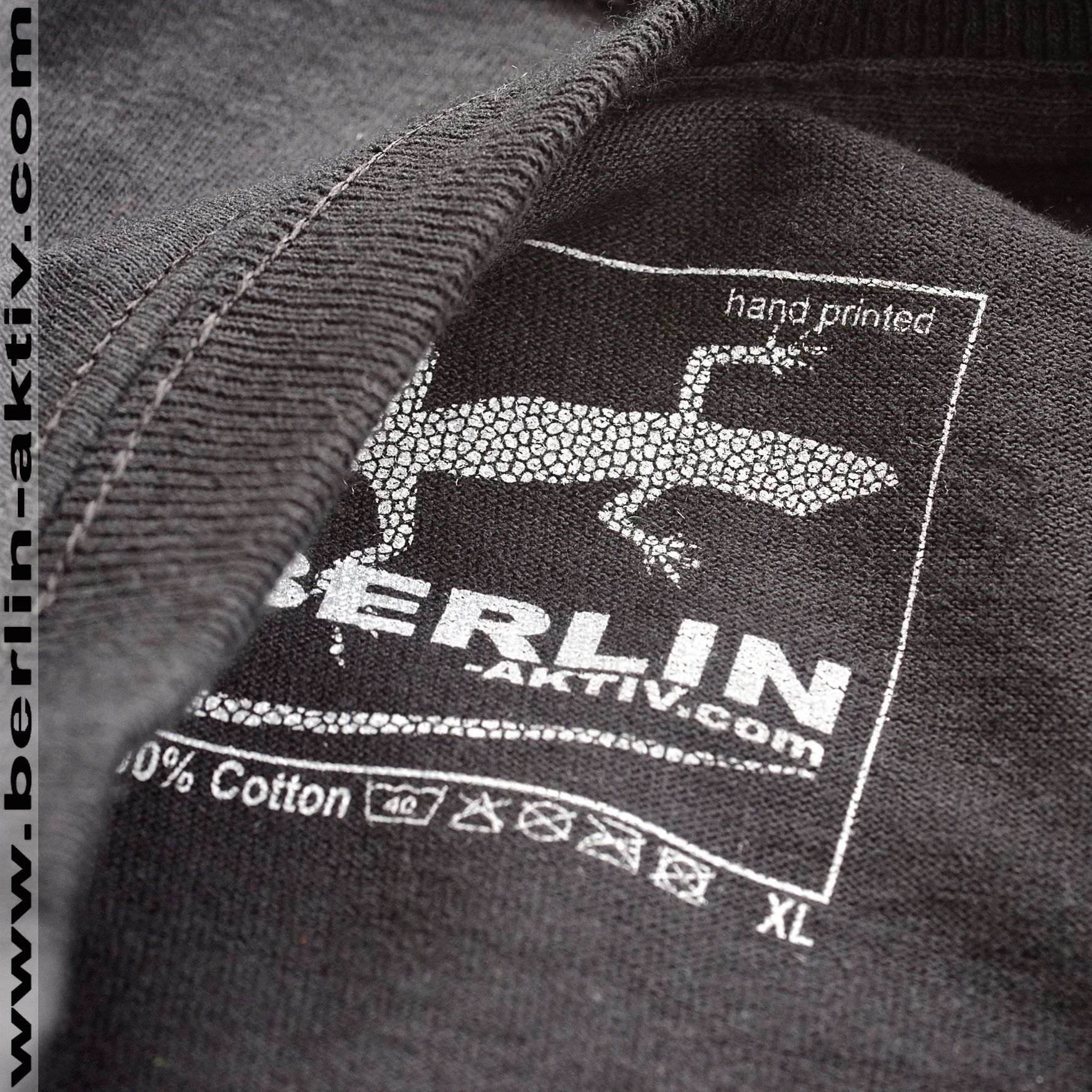 berlin-aktiv.com T-Shirt Baumwolle, Tondose, Siebdruck Etikett berlin-aktiv