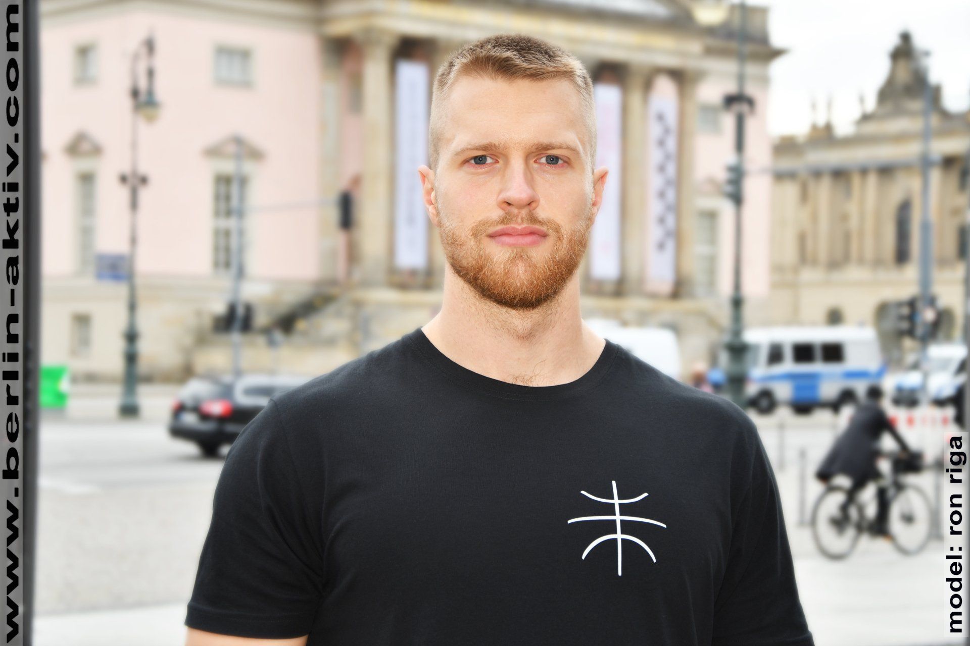 berlin-aktiv.com, T-Shirt schwarz, 100% Biobaumwolle, Basketball Logo