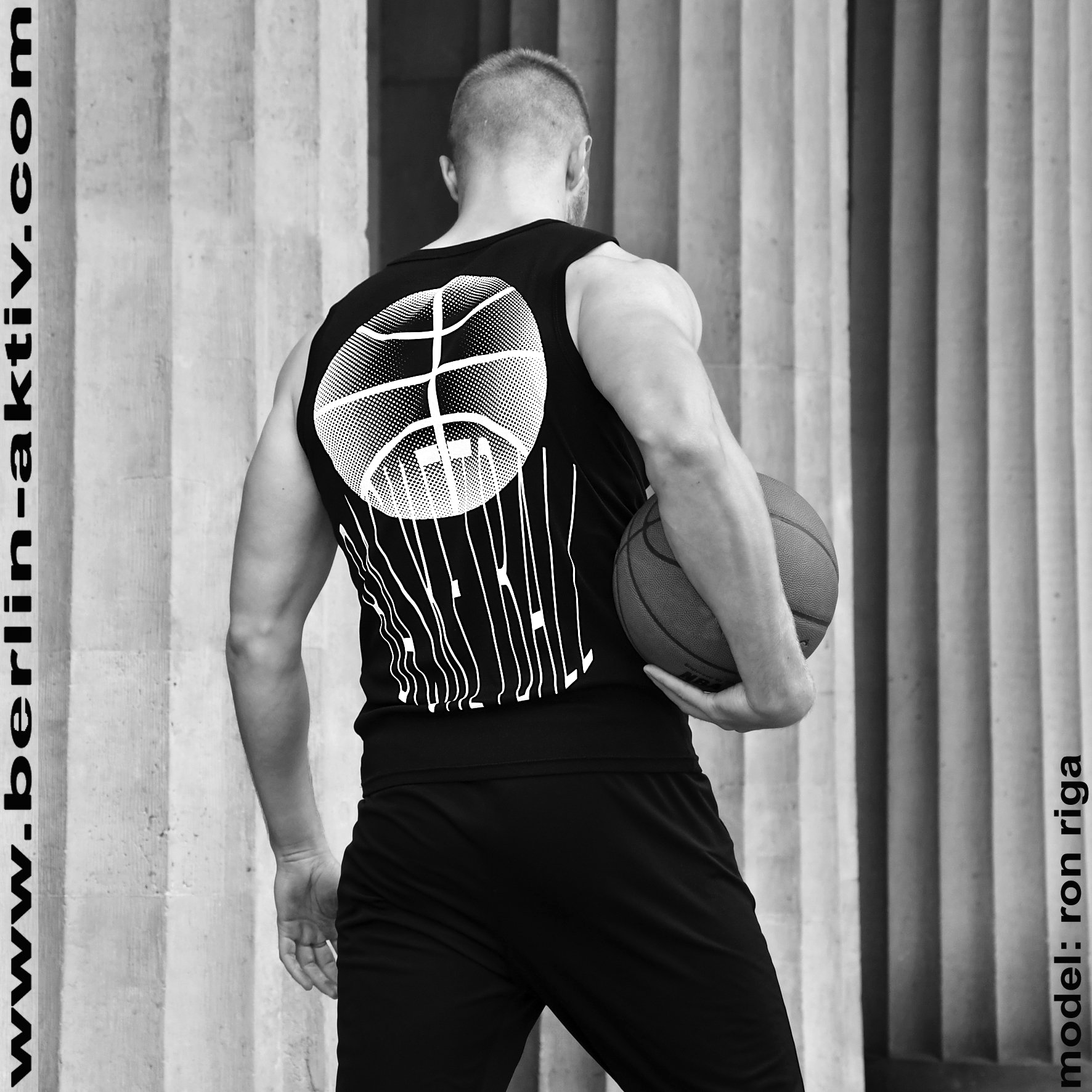 berlin-aktiv.com sleeve-less T-Shirt, schwarz, Biobaumwolle, Druck Design hinten Basketball