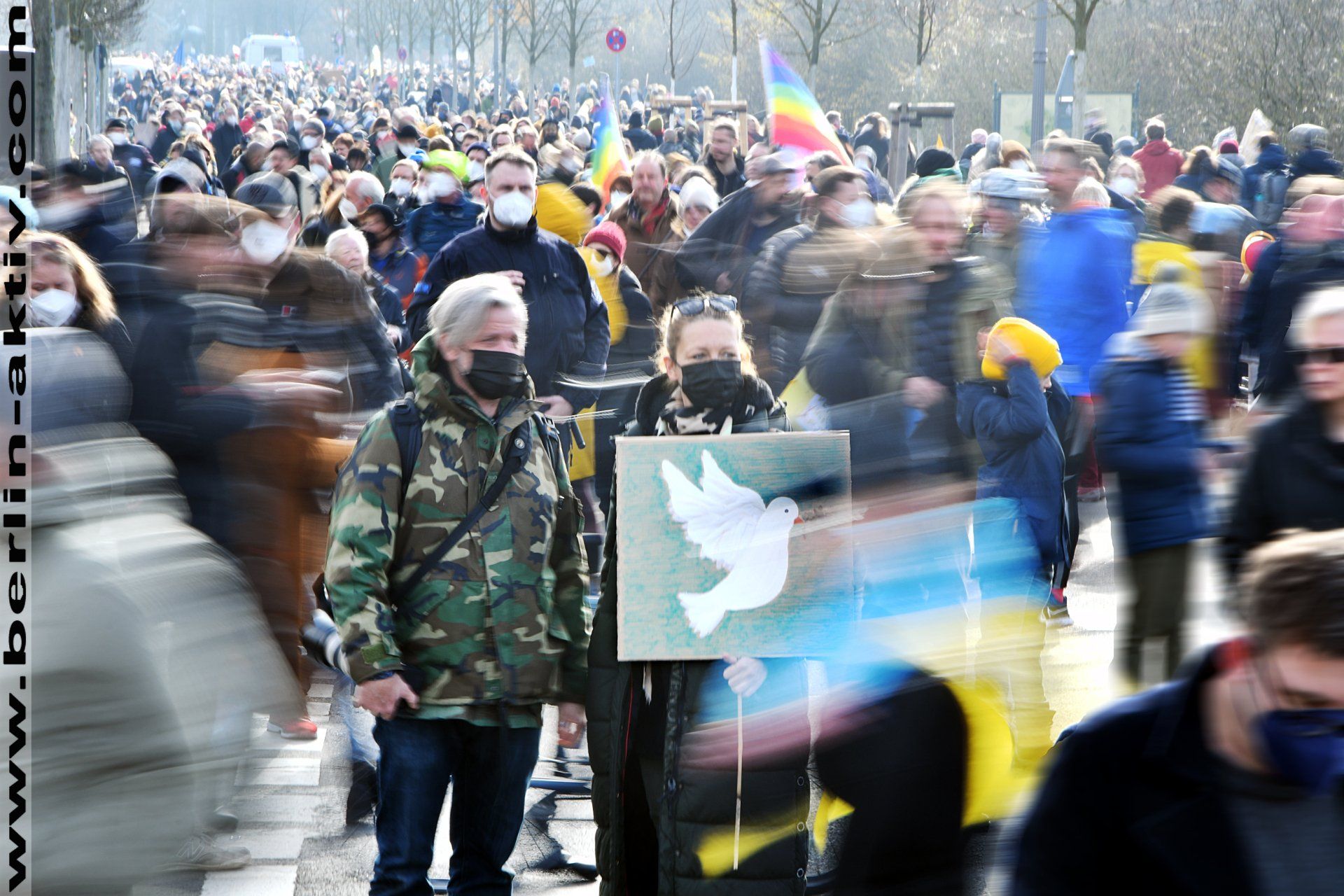 berlin-aktiv.com_7128-22-02 Fotografie street photography berlin against ukraine war