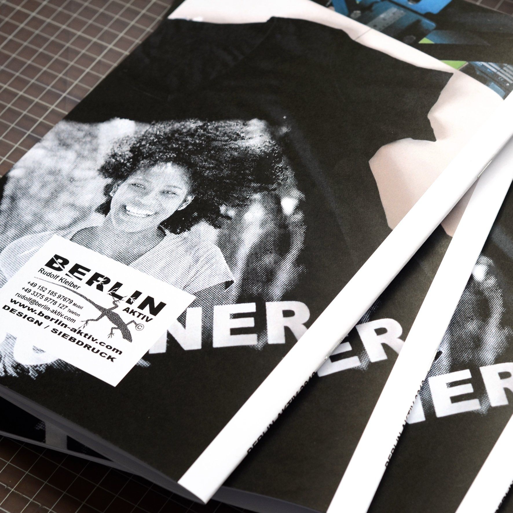 berlin-aktiv.com Visitenkarte, business card, Siebdruck, Design,