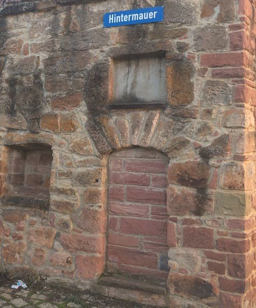 Mittelalterliche Dorfmauer Mittelalterliche Dorfmauer Niedernberg