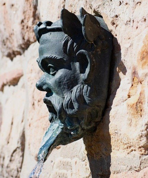 Römische Brunnenmaske