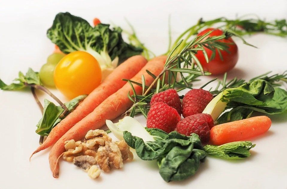 Leverage the benefits of Avocado, Chia Seeds, and other Superfoods for your health and well-being