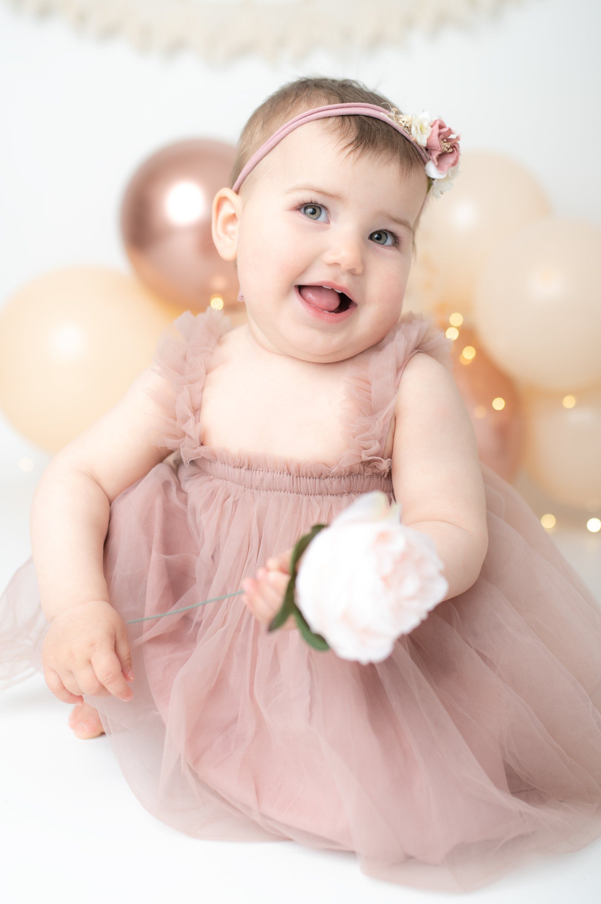 Cake Smash Shooting Düsseldorf
Cake Smash Fotos
Geburtstag Fotoshooting
Geburtstagsshooting Kind
Smash Cake Shooting
Baby Geburtstag Fotos
Cake Smash Studio
Tortenshooting
Babyfotografie Geburtstag
Kinderfotografie Düsseldorf
Fotos zum 1. Geburtstag
Geburtstagsshooting NRW
Cake Smash Fotograf
Erster Geburtstag Erinnerungen
Kindershooting Düsseldorf