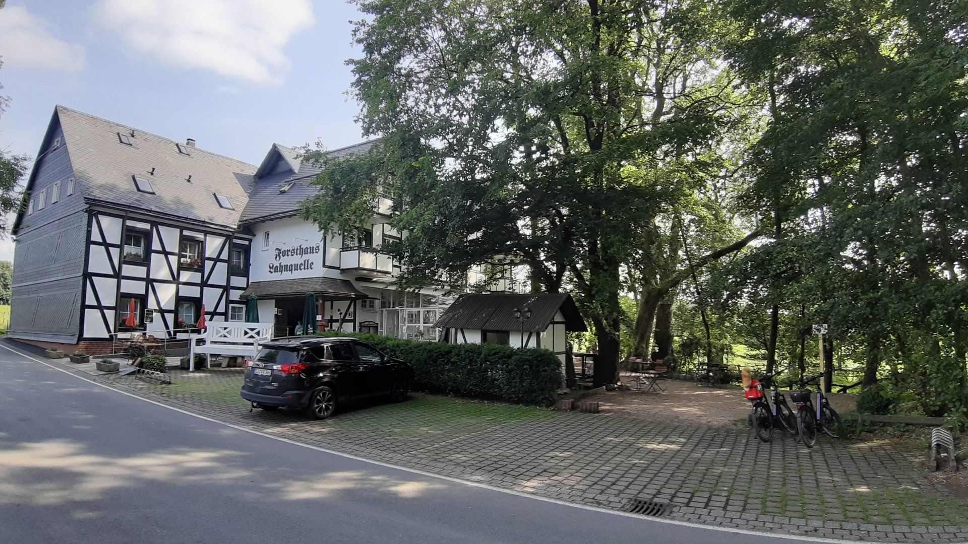 Forsthaus Lahnquelle - Ferienwohnung Brälu - Dautphetal Lahntal Ferien Urlaub - Ebike Wandern