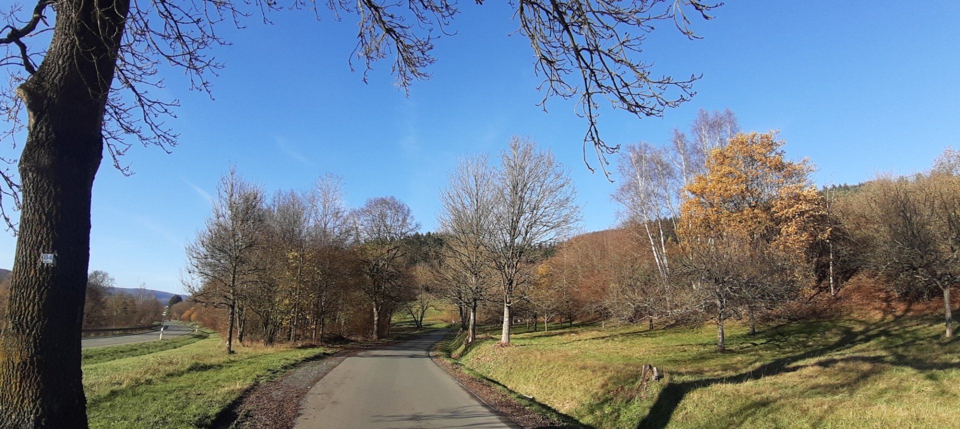 Hinterland Tour Perftal Friedensdorf - Ferienwohnung Brälu - Dautphetal Lahntal Ferien Urlaub - Ebike Wandern
