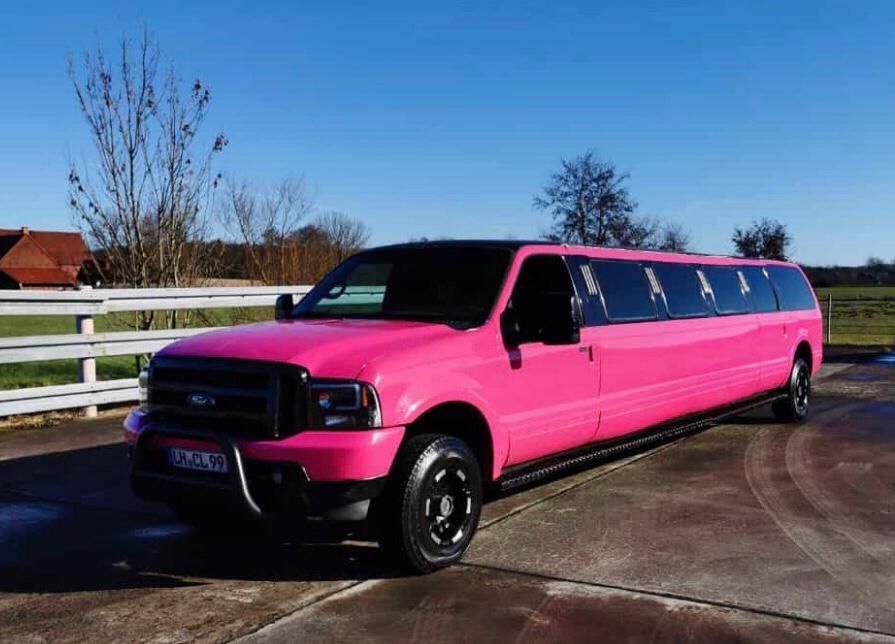 Pink Hummerstyle /Excursion Stretchlimousine
