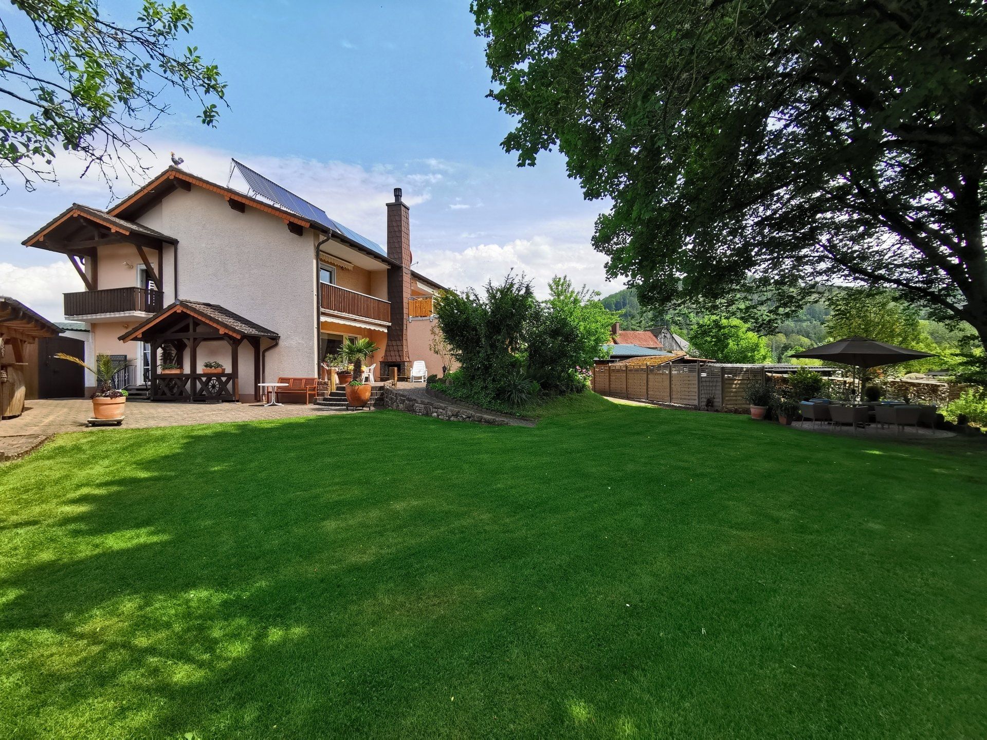 Ferienwohnungen Blick zur Madonna