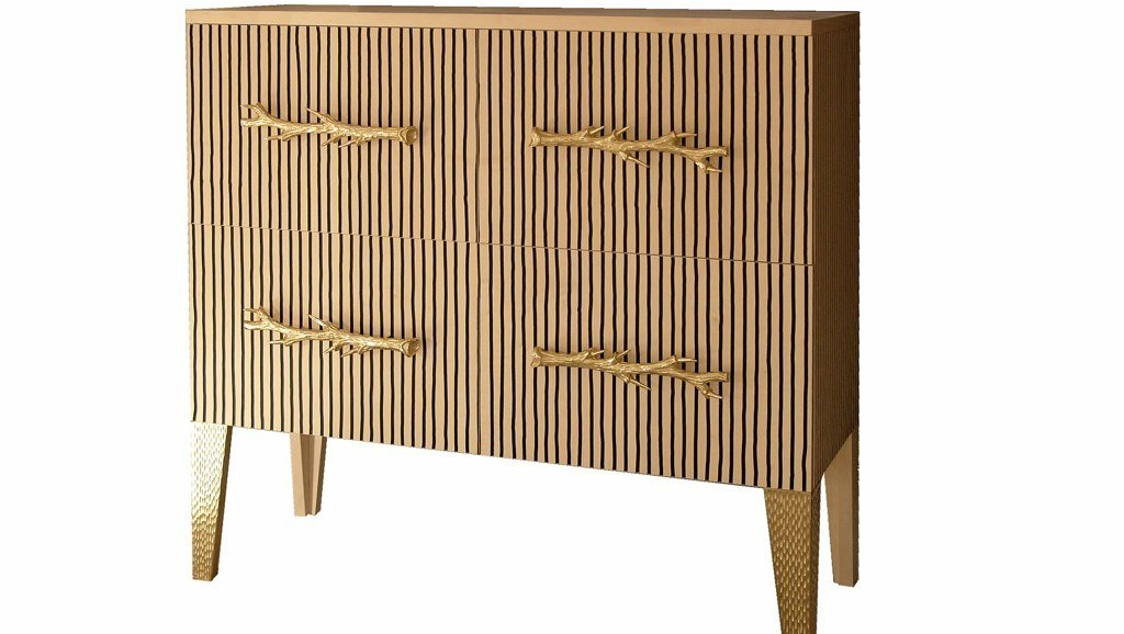 Commode-Waynwood-contemporaine-façade-bois-rainuré-pieds-gougé-dorés-à-la-feuille-110x45xH80cm