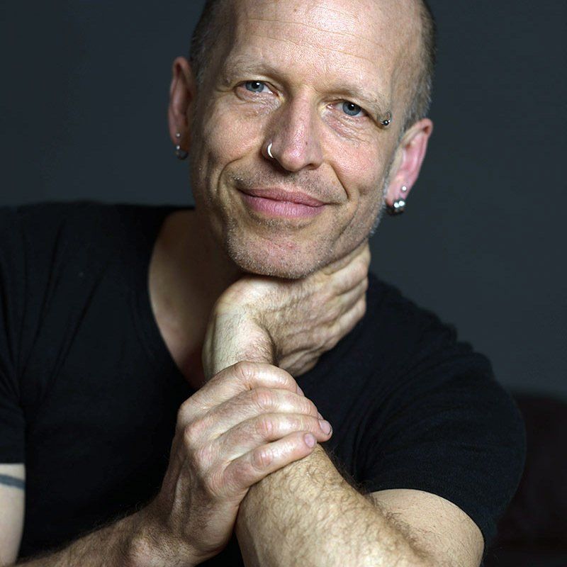 Masseur Konstantin, Tantra, Massageinstitut Tarisha Nürnberg