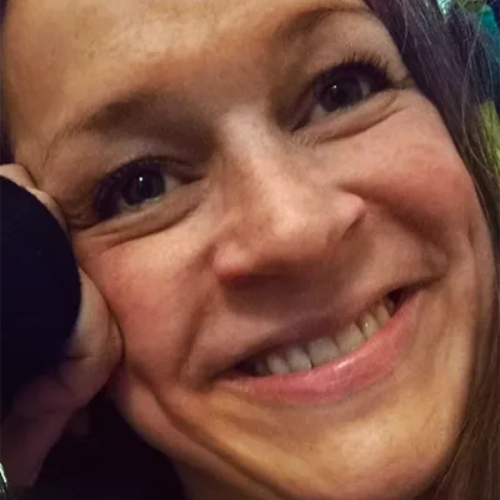 Sandra Klangarbeit im Tarisha Massageinstitut Nürnberg