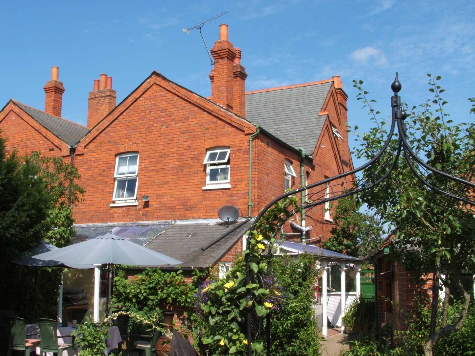 House extension plans in Reading & Llanelli