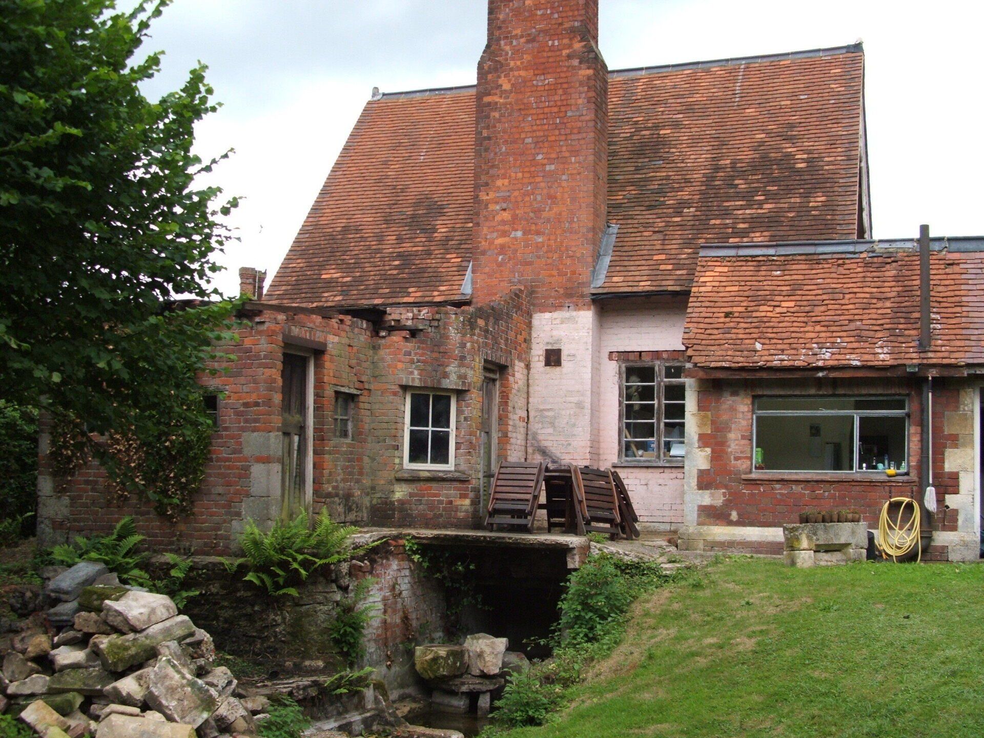 House extension plans in Reading & Llanelli