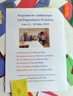 selbst erfundene Geschichten als Kinderprogramm für Sommerferien gestaltet