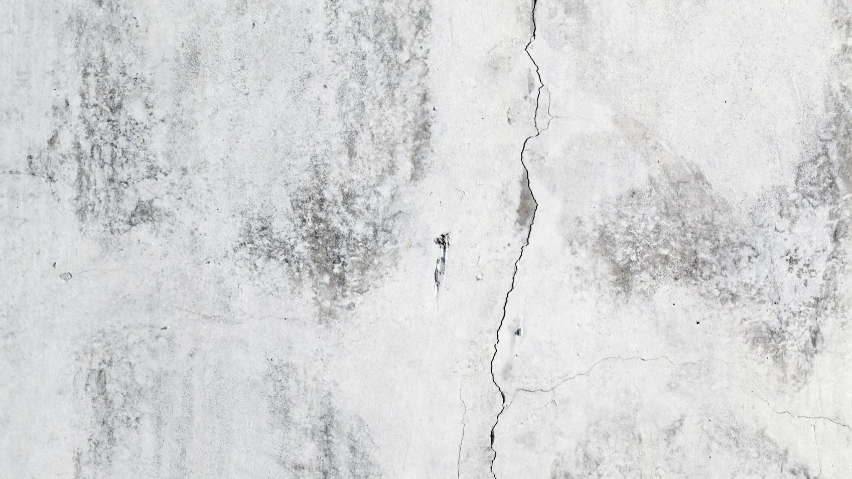 come-togliere-la-muffa-dai-muri-prima-di-pitturare