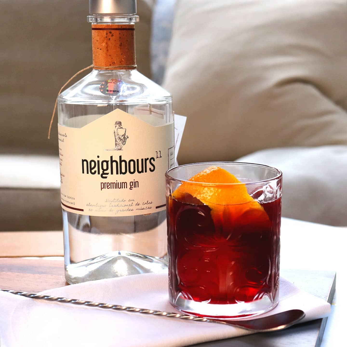 Neighbours Gin, Portugal