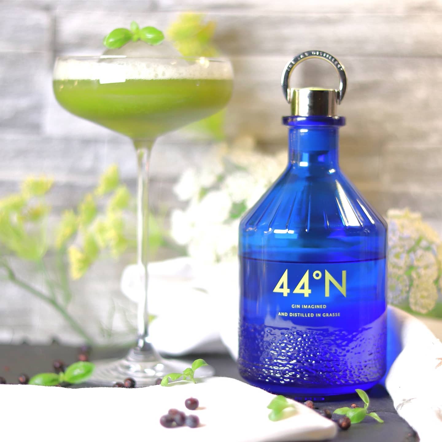 44N Gin, Grasse, Yves Klein, International Klein Blue, IKB