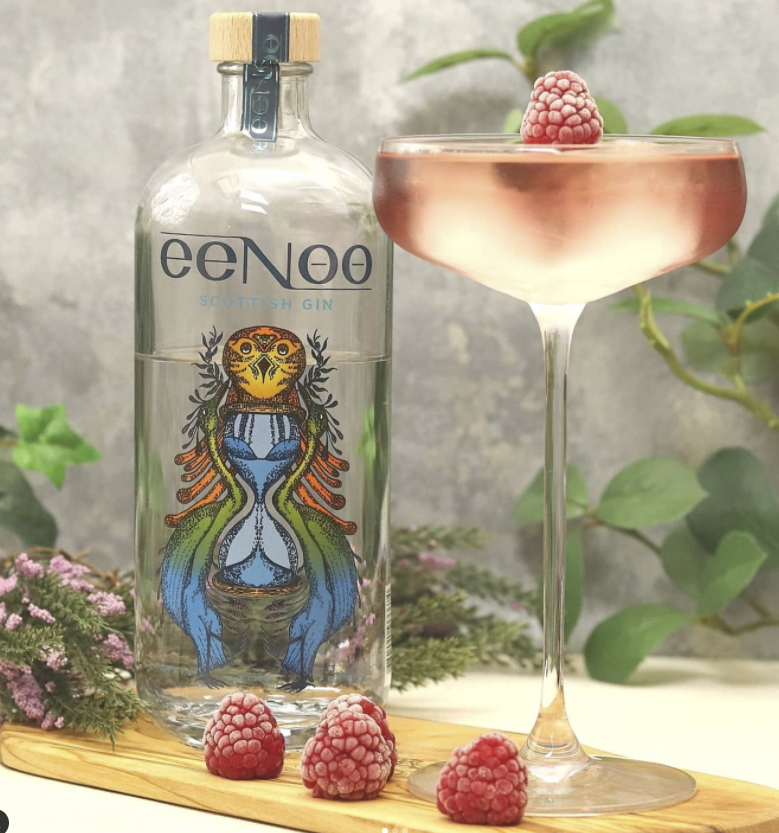 EeNoo Gin, Lost Loch Spirits Distillery, Scottish Gin