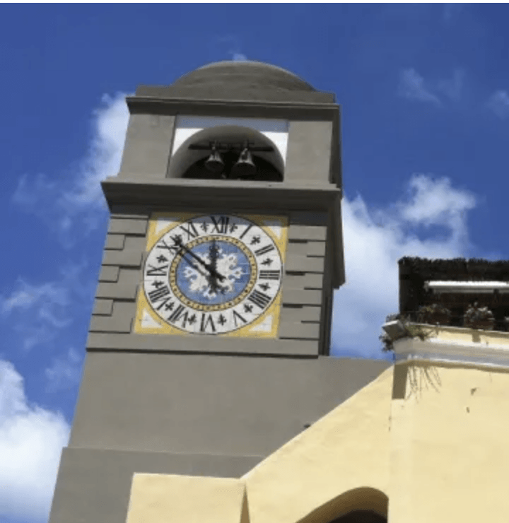 dolce vita, dry gin, italian gin, sicilian gin, targa ilva, italy, gin stories, dolce vita, cardinale cocktail, cocktail recipe, cocktail history, piazza umberto, clock towers of italy, gin