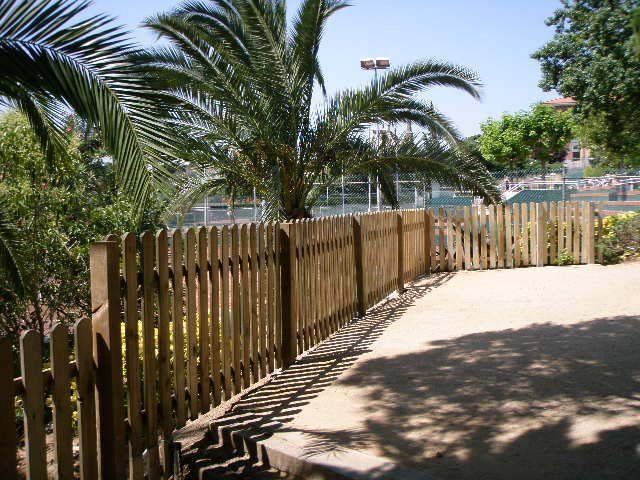 Reixes decoratives fusta clàssiques de Tancaments Vadía Reixes decoratives fusta clàssiques de Tancaments Vadía