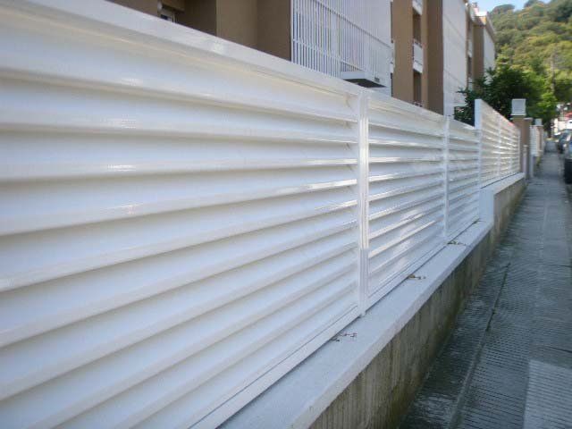 Reixes decoratives metàl·liques lama emmarcada de Tancaments Vadía Reixes decoratives metàl·liques lama emmarcada de Tancaments Vadía