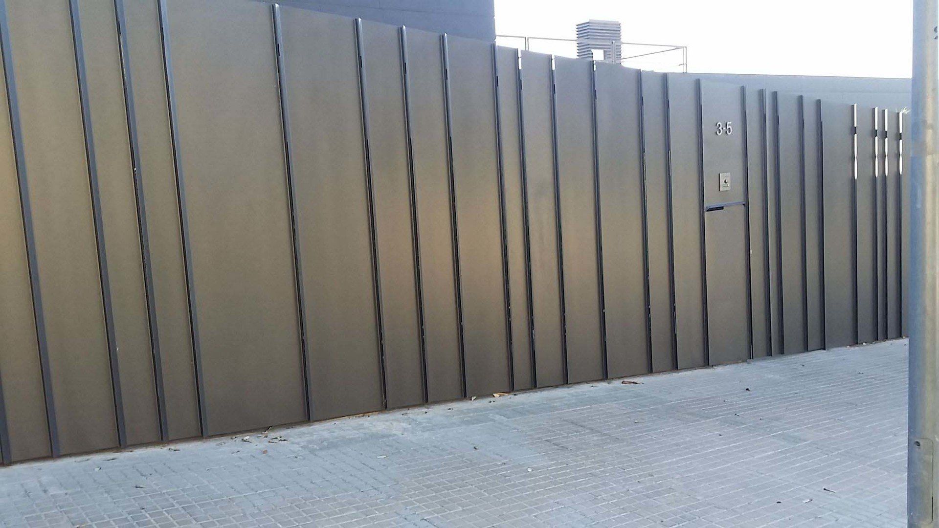 Reixes decoratives metàl·liques xapes plegades d'Tancaments Vadía Reixes decoratives metàl·liques xapes plegades d'Tancaments Vadía