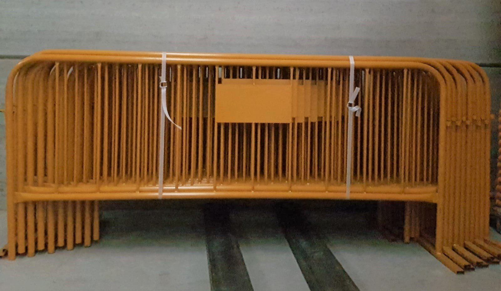 Lloguer de tanques vianants contenció metàl·lica per a esdeveniments de Tancaments Vadía Lloguer de tanques vianants contenció metàl·lica per a esdeveniments de Tancaments Vadía