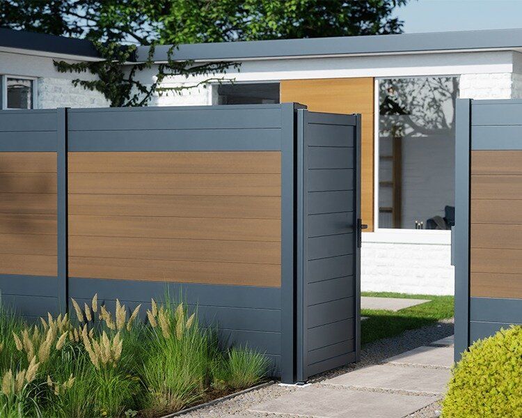 Vallas y verjas especiales exterior con puerta de Cerramientos Vadía Vallas y verjas especiales exterior con puerta de Cerramientos Vadía