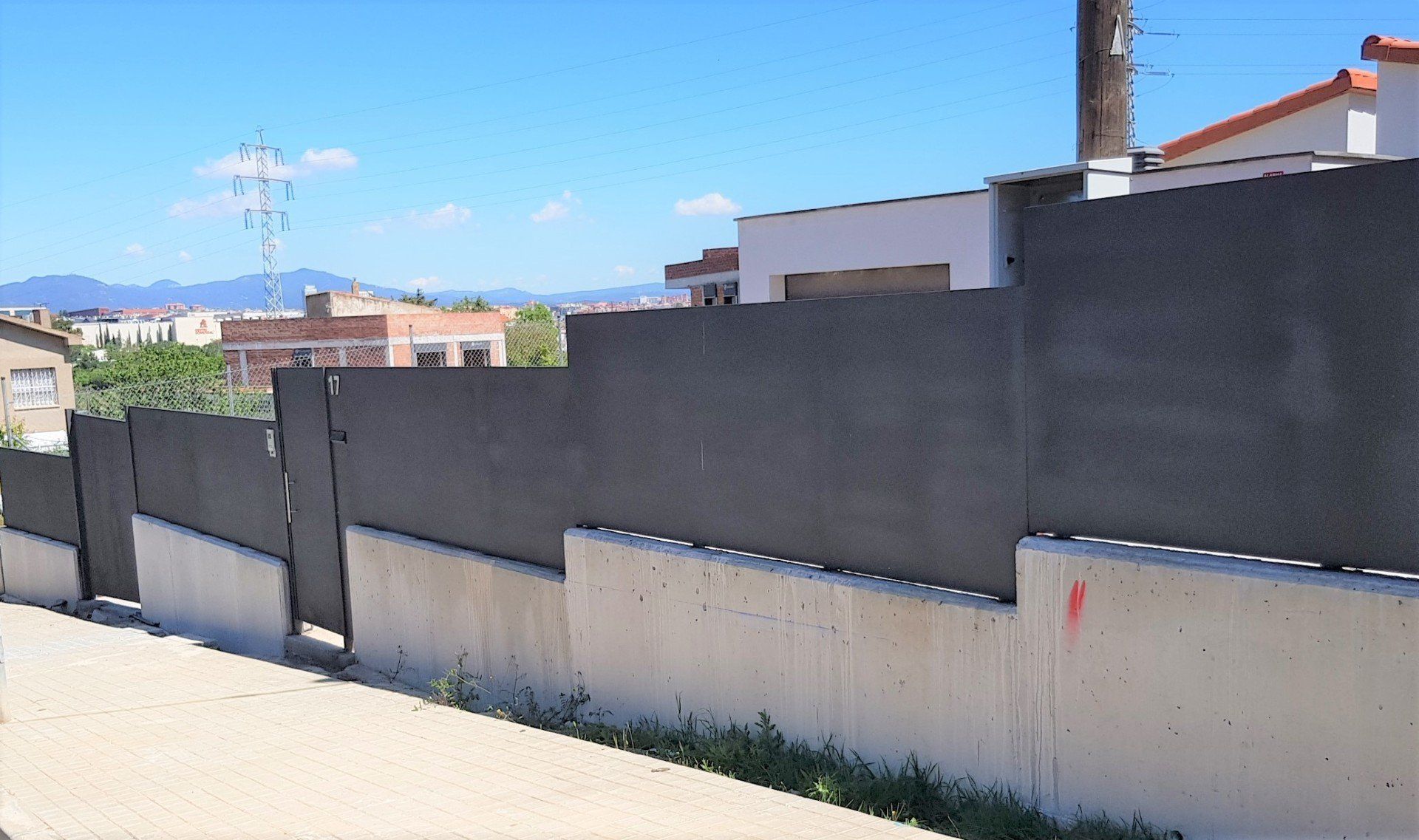 Reixes decoratives metàl·liques xapa llisa de Tancaments Vadía Reixes decoratives metàl·liques xapa llisa de Tancaments Vadía