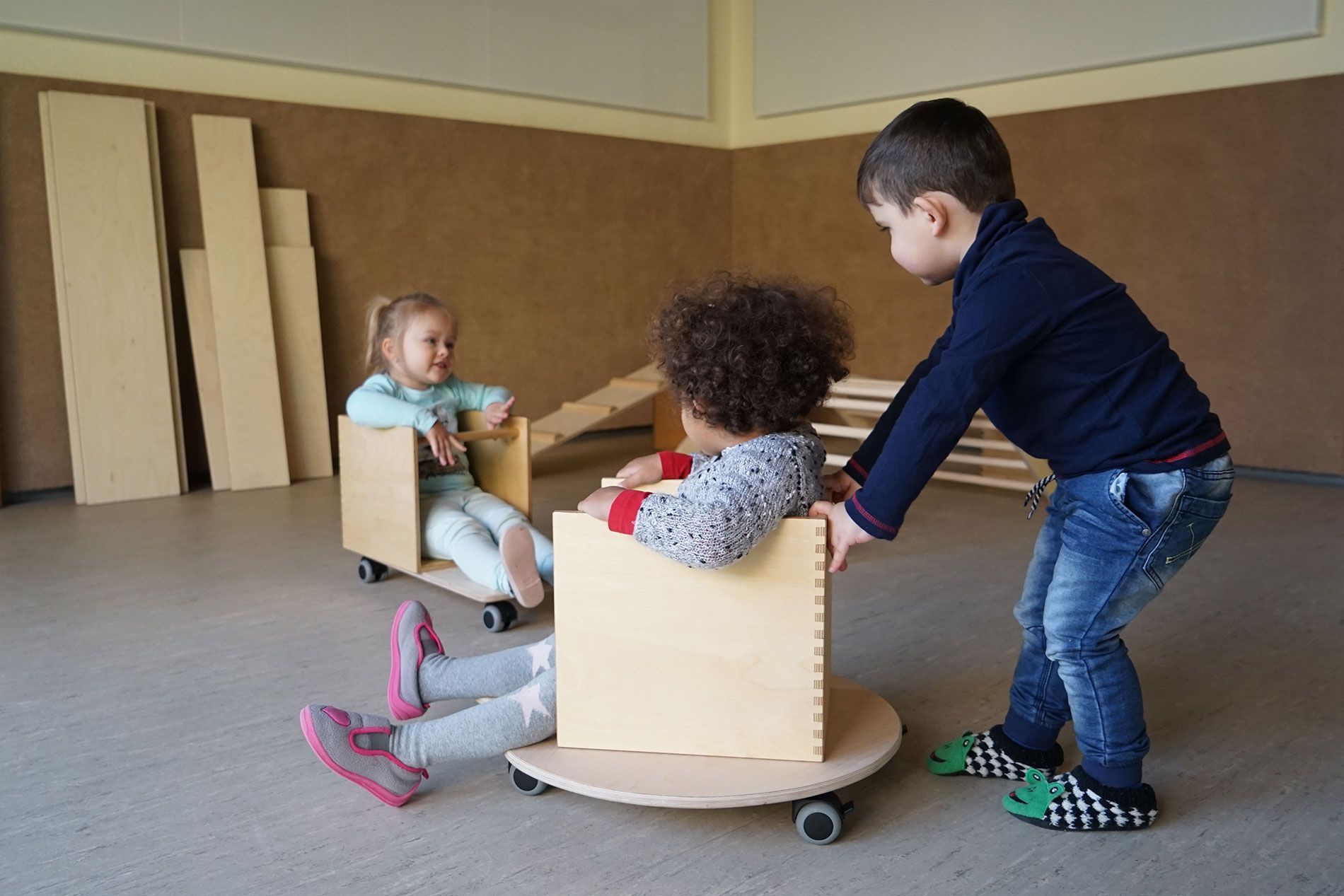 moete-kindergarten-ausstattung-bewegungsbaustelle-krippe