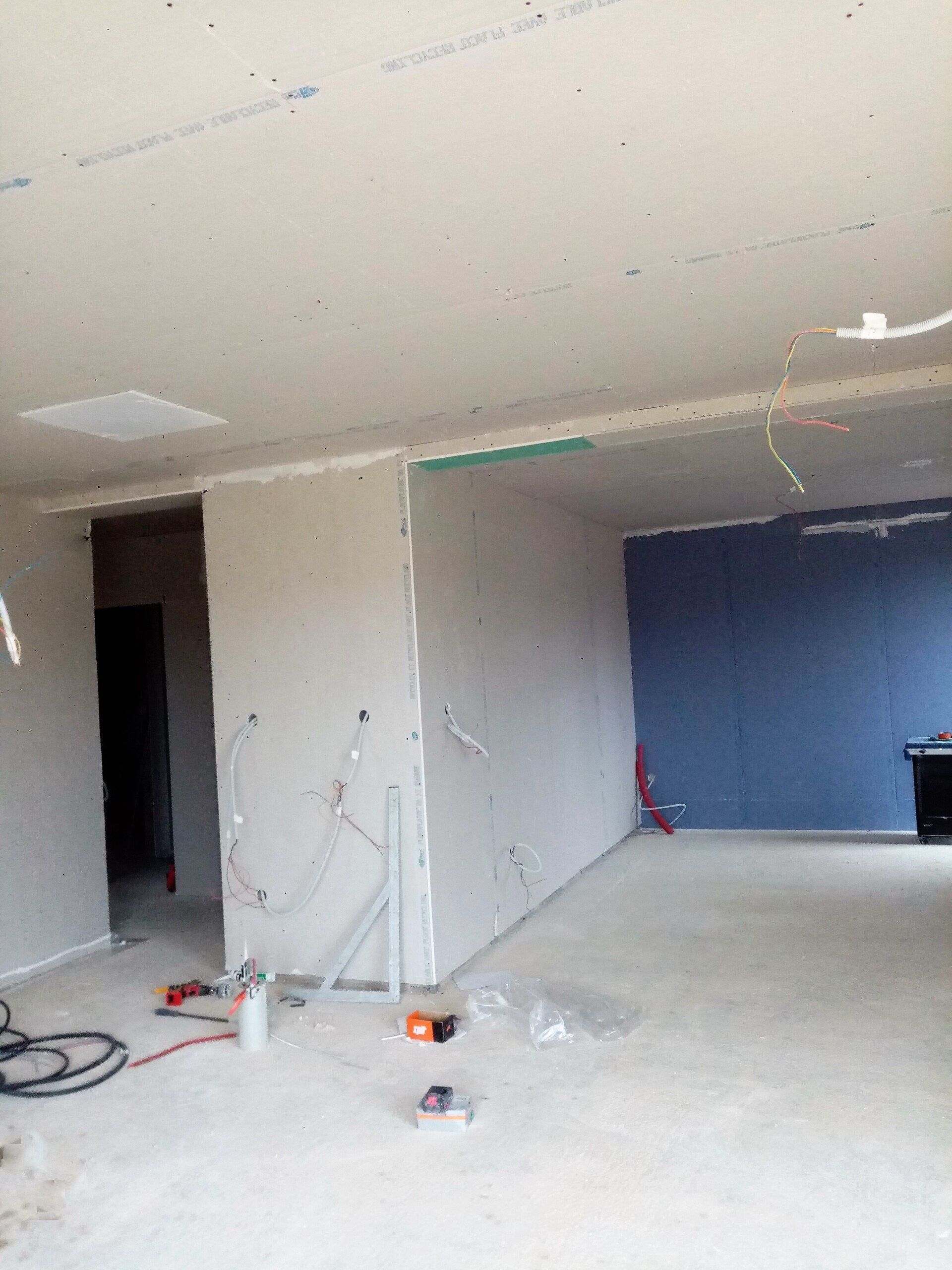 pose de plafonds cloisons et doublages pavillon neuf dans le doubs