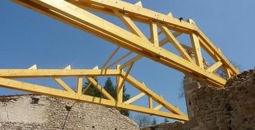 L'entreprise Girard Menuiserie Charpente intervient pour la réfection de toitures et la réfection de couverture, NOIRETABLE, neuf ou rénovation