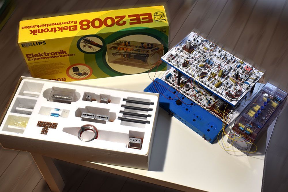 Philips EE 2008 Philips EE 2008