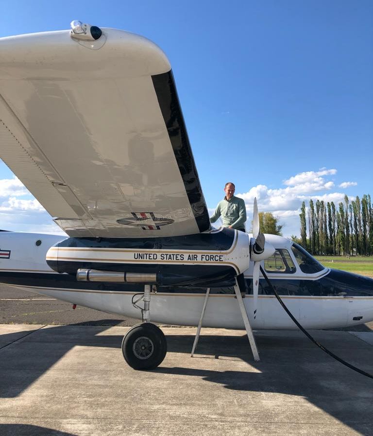 Mike with Aero-Commander